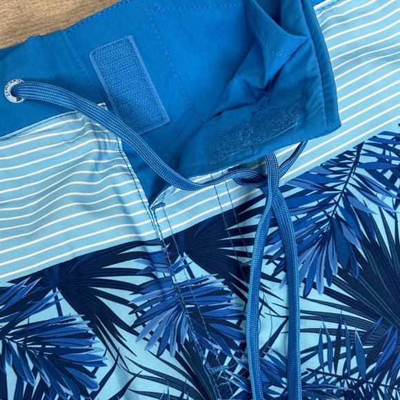 Men's Zeroxposur Medium 32 - 34 Swim Drawstring Shorts Trunks Stripes Blue Fern - Picture 8 of 10